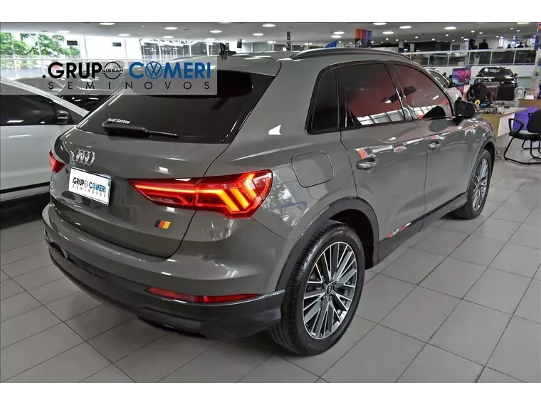 Audi Q3 Cinza 20