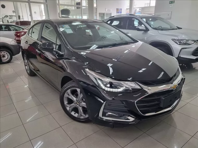 Chevrolet Cruze Preto 5