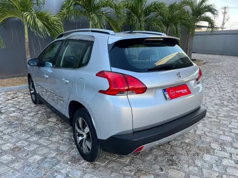 Peugeot 2008 Prata 3