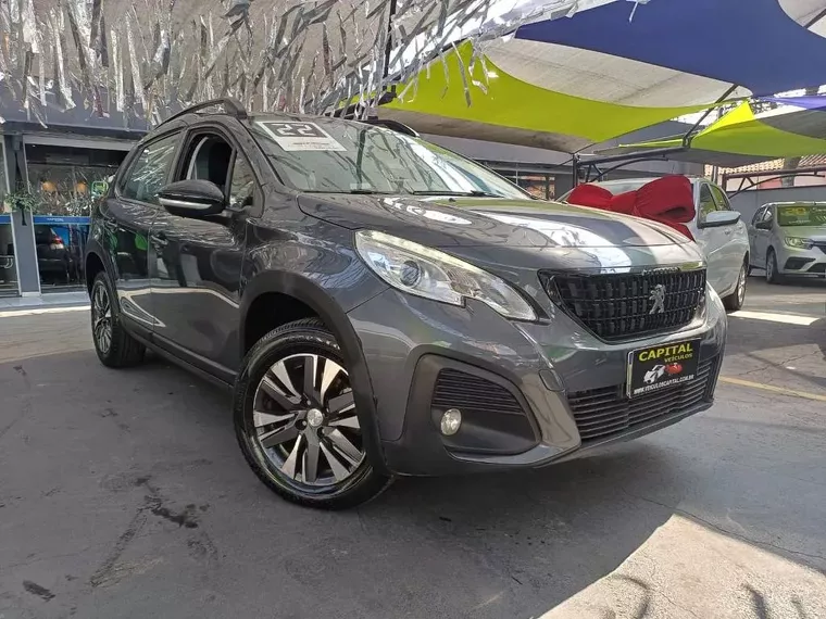 Peugeot 2008 Cinza 4