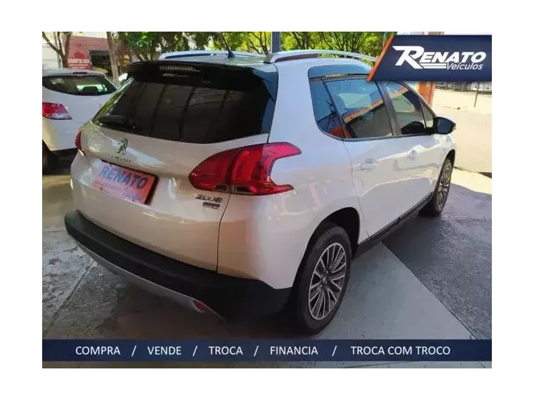 Peugeot 2008 Branco 9