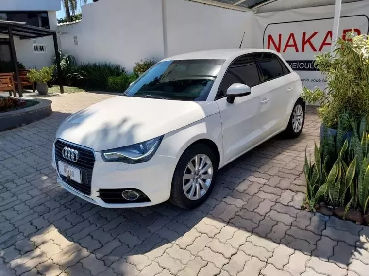 Audi A1 Branco 8