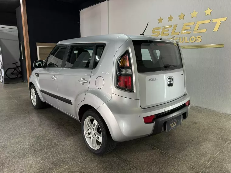 KIA Soul Prata 3