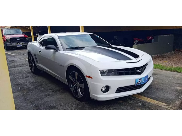 Chevrolet Camaro Branco 23