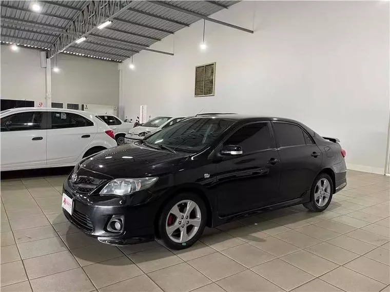 Toyota Corolla Preto 4