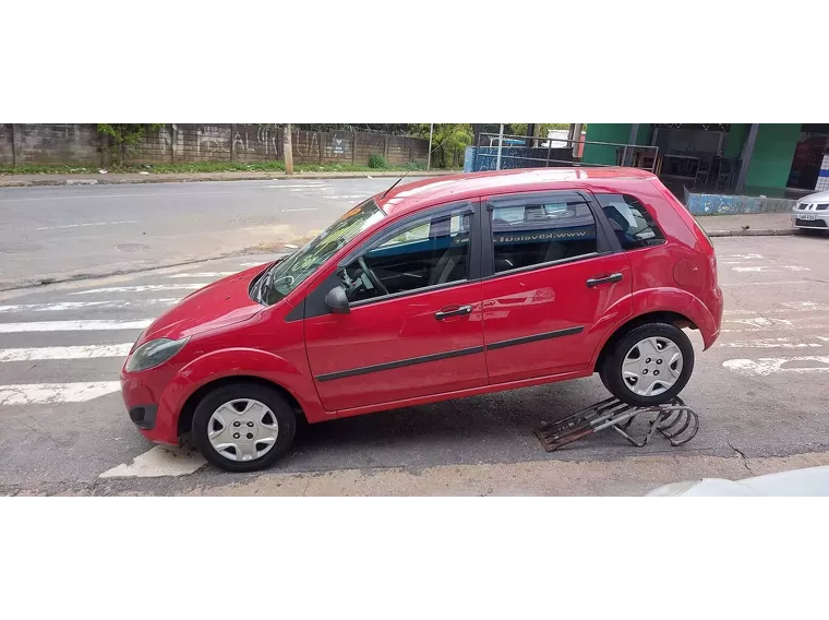 Ford Fiesta Preto 31