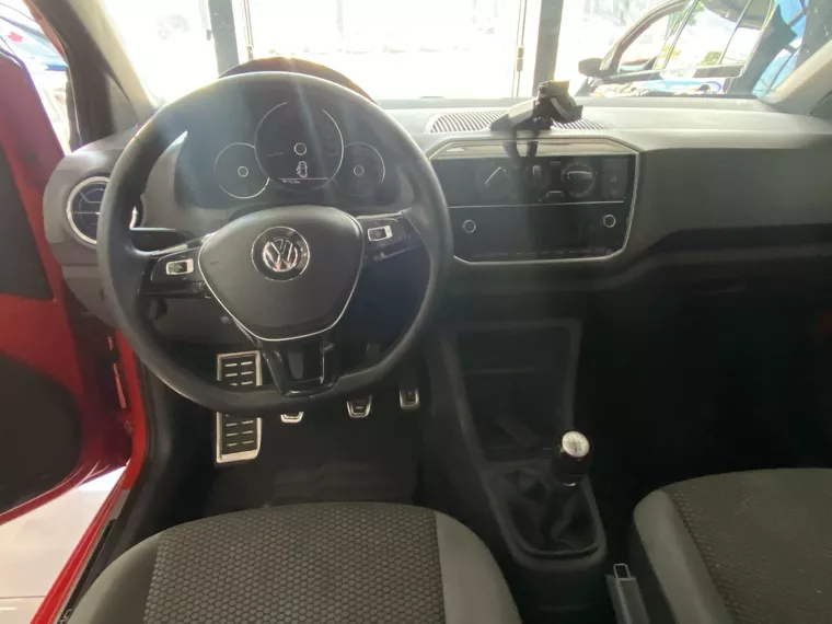 Volkswagen UP Laranja 18