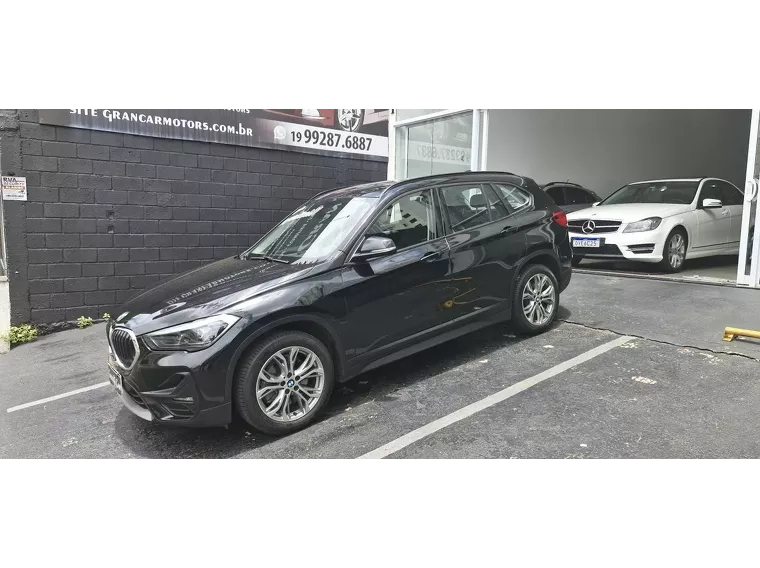 BMW X1 Preto 7