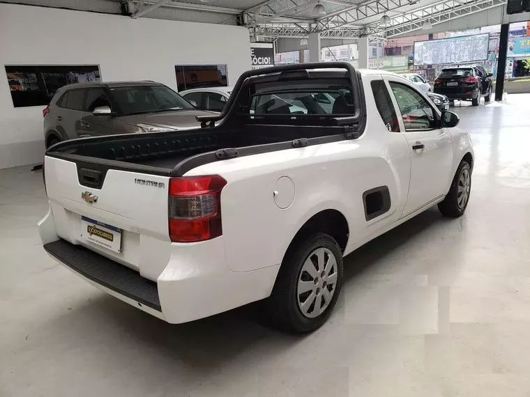 Chevrolet Montana Branco 8