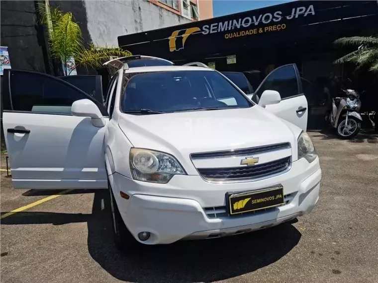 Chevrolet Captiva Branco 15