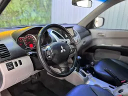 Mitsubishi L200 Triton
