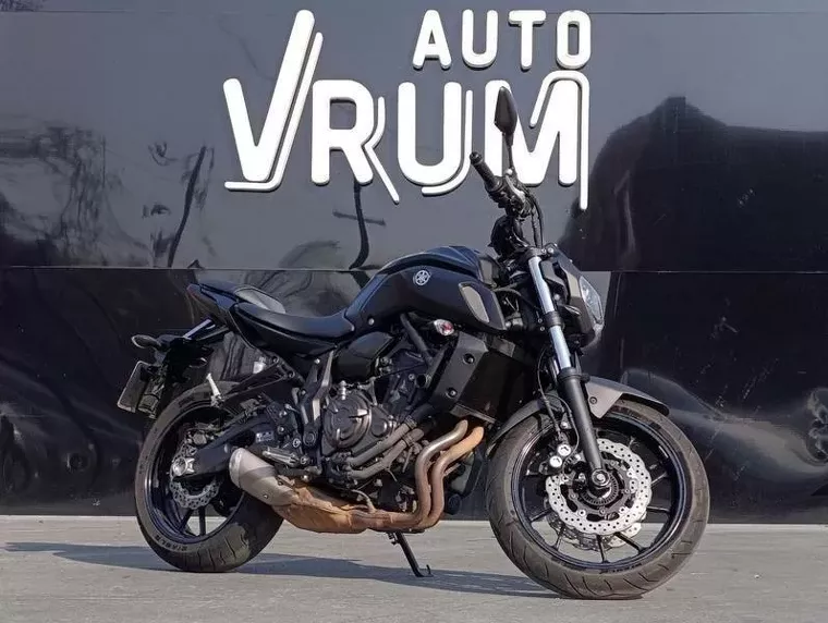 Yamaha MT-07 Preto 1