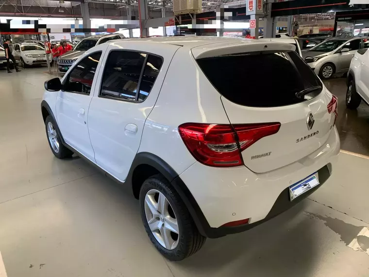 Renault Sandero Branco 10