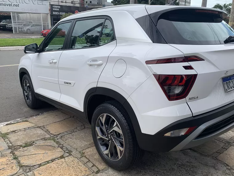 Hyundai Creta Branco 4