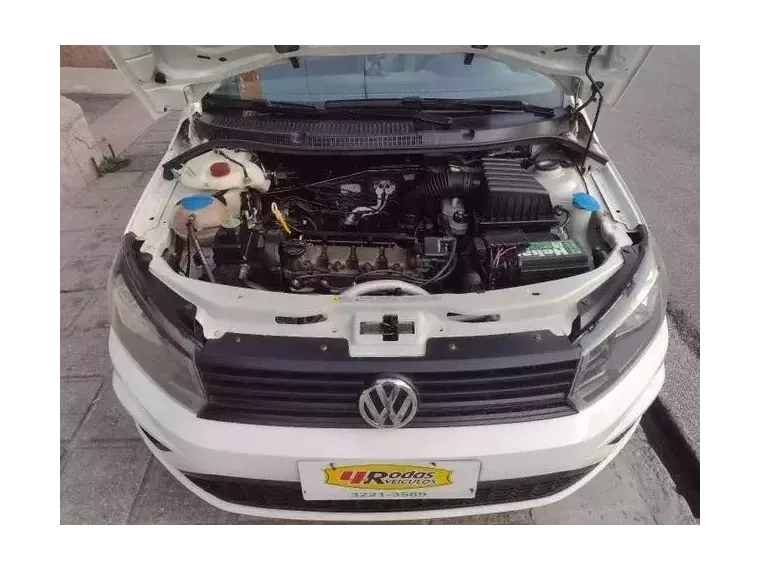 Volkswagen Saveiro Branco 3