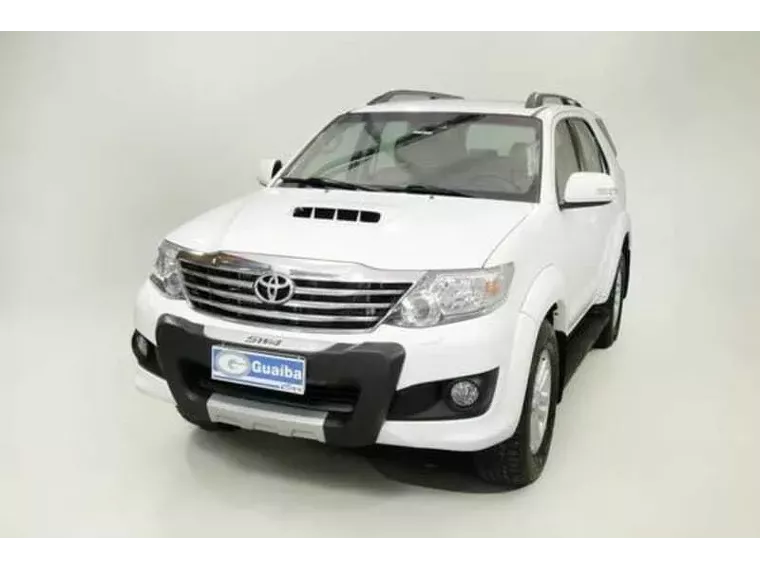 Toyota Hilux SW4 Branco 6