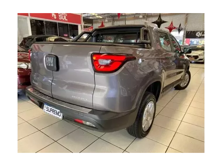 Fiat Toro Cinza 2