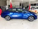 Nissan Versa Azul 3
