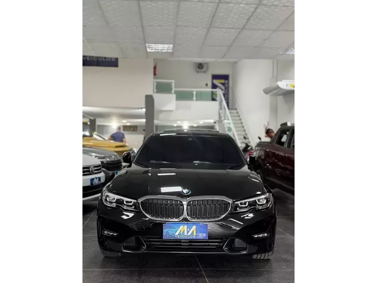 BMW 320i Preto 2