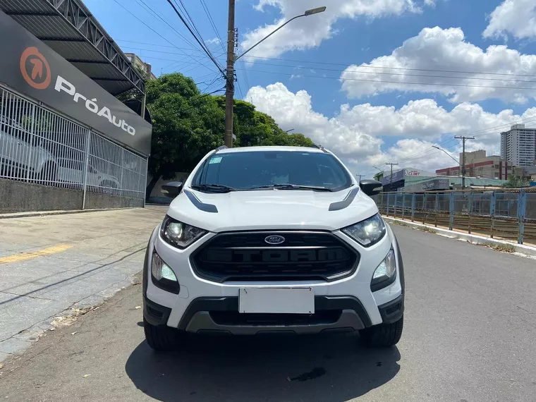 Ford Ecosport Branco 7