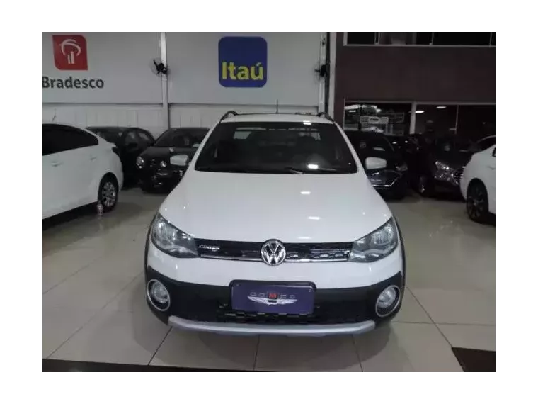 Volkswagen Saveiro Branco 9