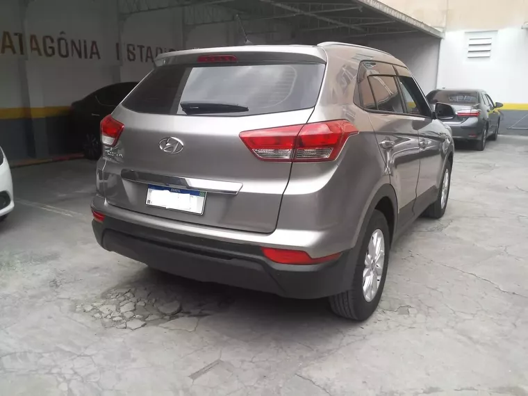 Hyundai Creta Prata 4