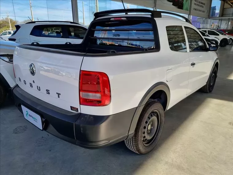 Volkswagen Saveiro Branco 4