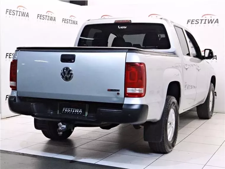 Volkswagen Amarok Prata 6