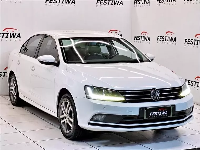 Volkswagen Jetta Branco 8