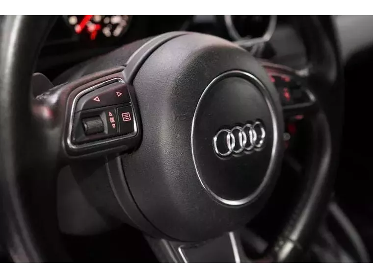 Audi A1 Preto 15