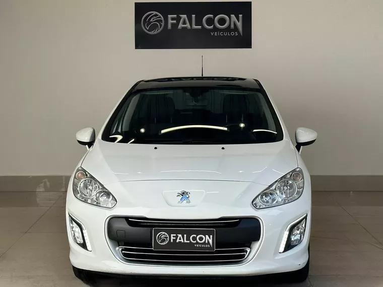 Peugeot 308 Branco 11