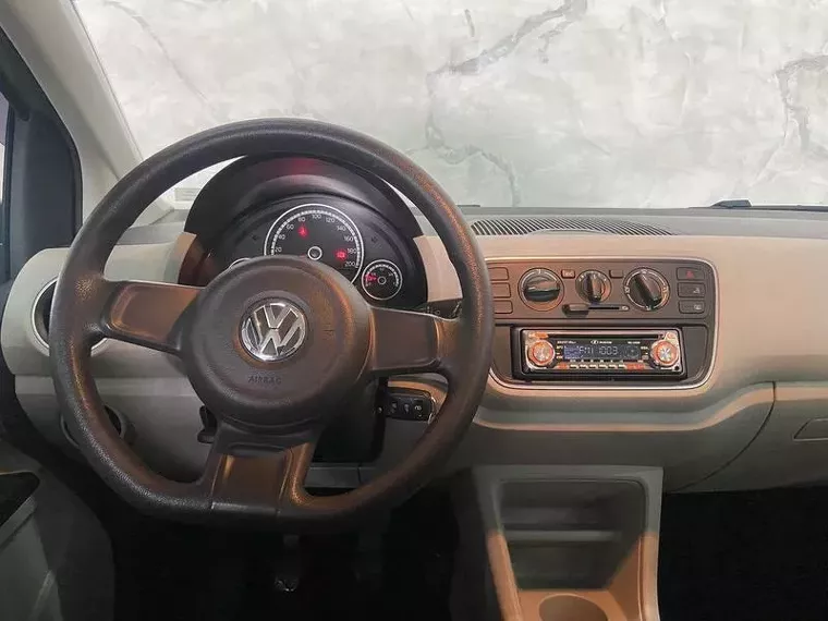 Volkswagen UP Prata 13