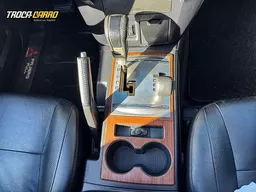 Mitsubishi Pajero Full