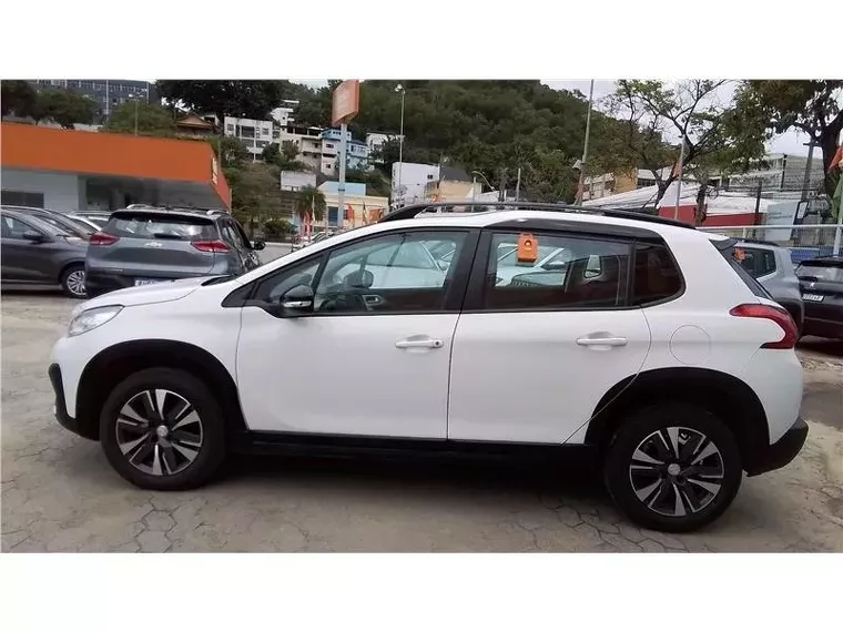 Peugeot 2008 Branco 4