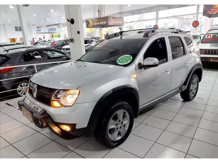 Renault Duster Prata 12