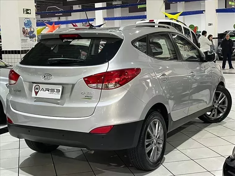 Hyundai IX35 Prata 2