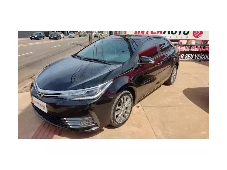 Toyota Corolla Preto 4