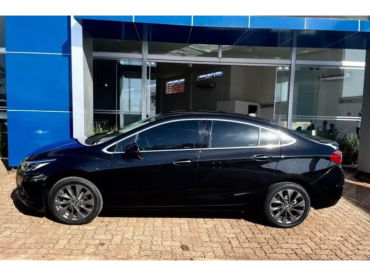 Chevrolet Cruze Preto 4