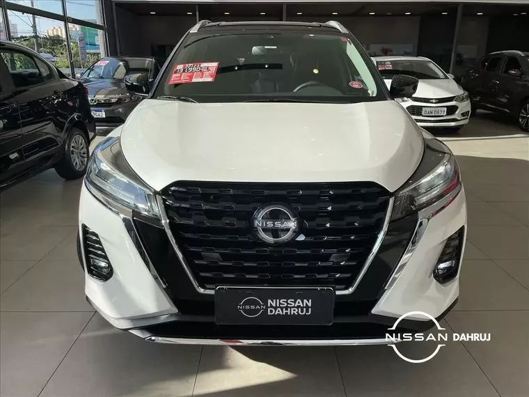 Nissan Kicks Branco 6