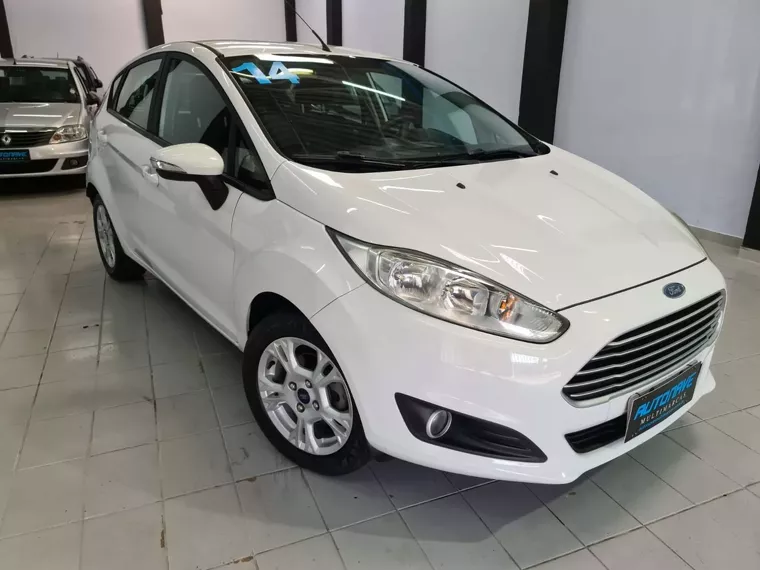 Ford Fiesta Branco 7