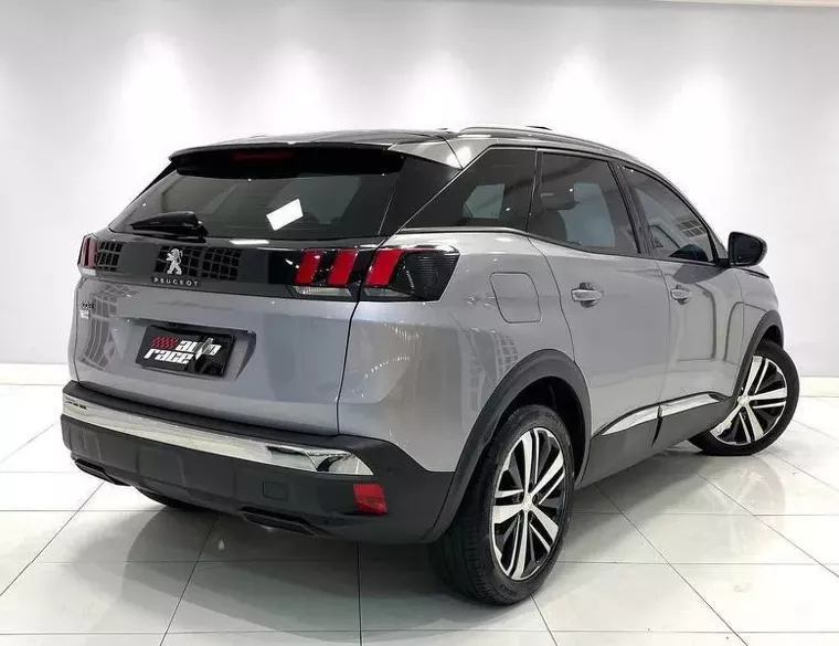 Peugeot 3008 Prata 11