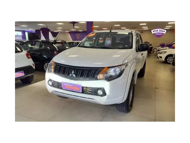 Mitsubishi L200 Branco 6