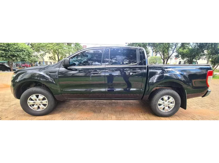 Ford Ranger Preto 17