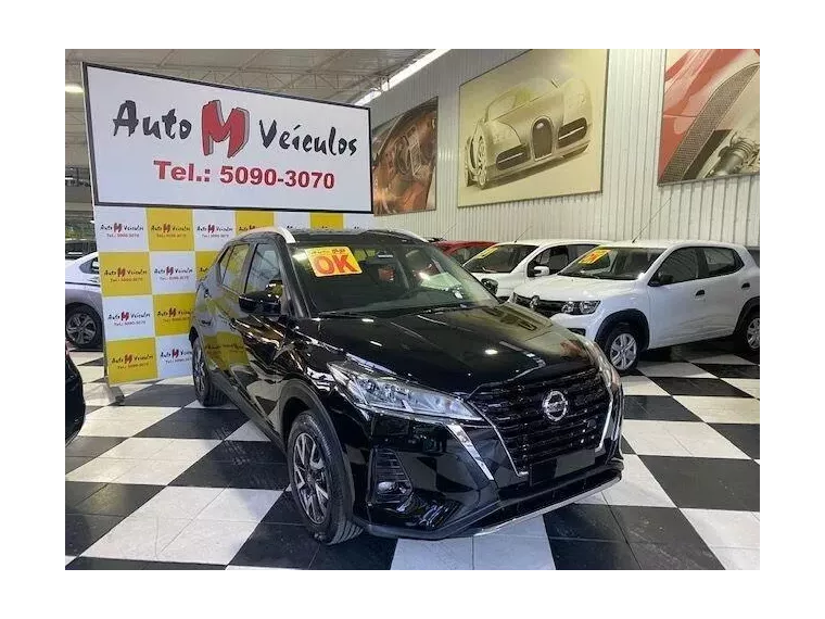 Nissan Kicks Preto 1