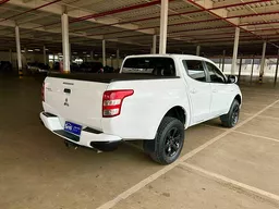 Mitsubishi L200 Triton
