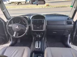 Mitsubishi Pajero TR4