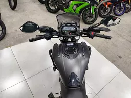 Bajaj Dominar