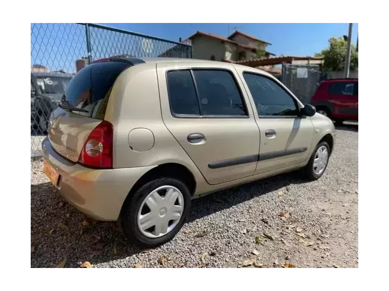 Renault Clio Bege 8