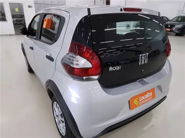 Fiat Mobi Prata 2