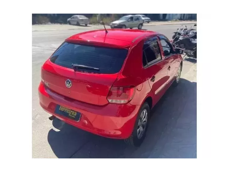 Volkswagen Gol Vermelho 4